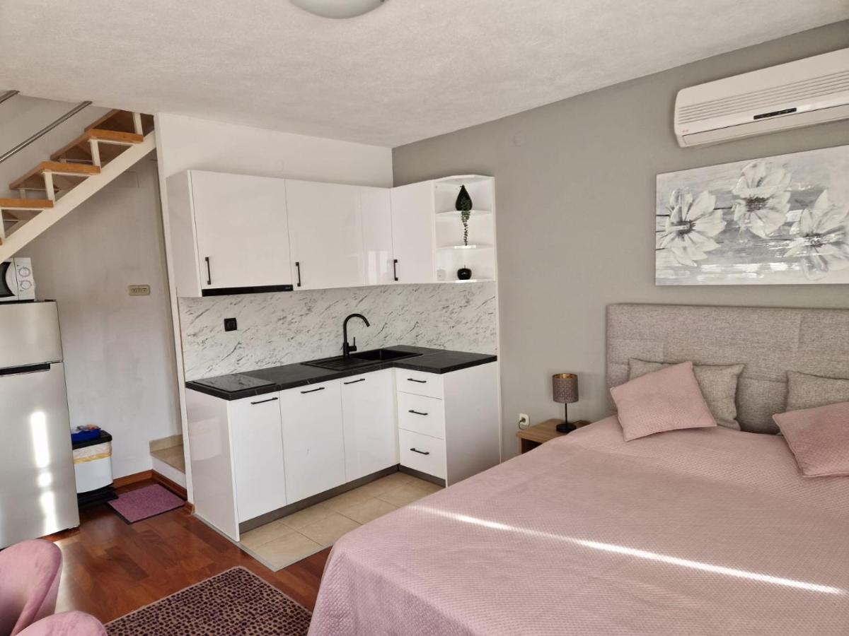 Apartments Ozrenka Тучепи Экстерьер фото